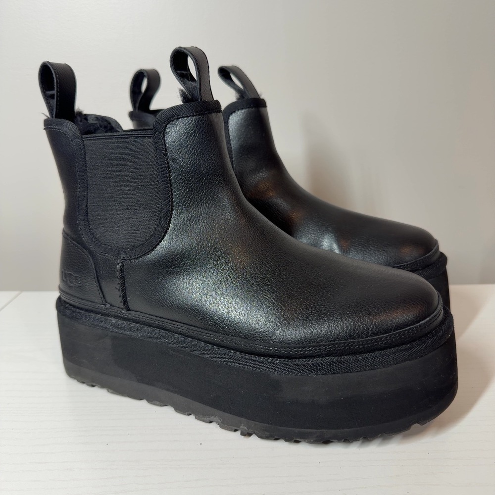 UGG Neumel Platform Chelsea Boots Black Leather Platform Boots Women's Size 8